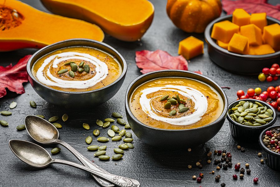 Dýňový krém s pistáciemi
