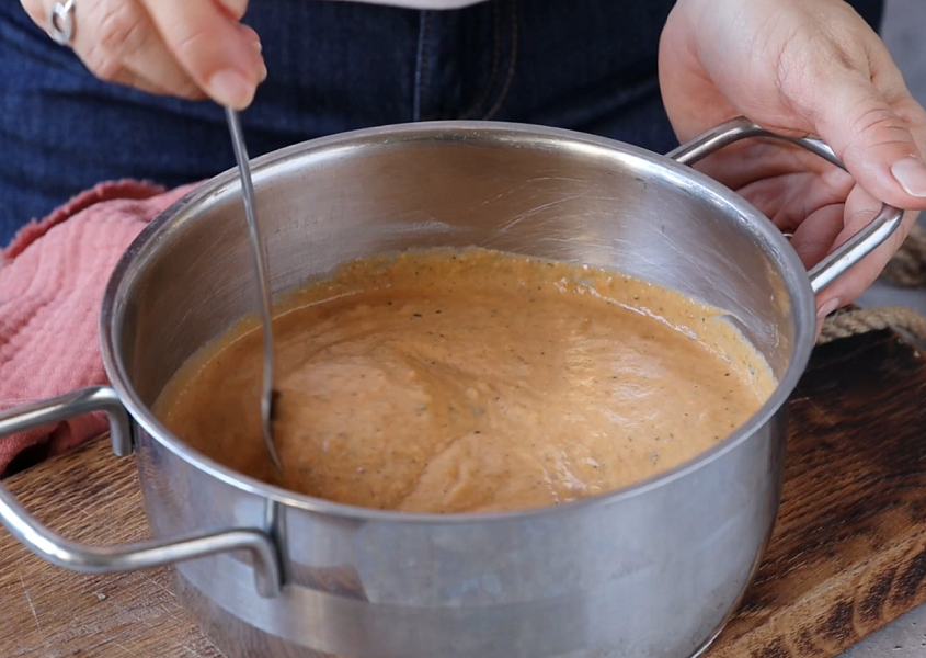 Těstoviny s omáčkou z pečené zeleniny