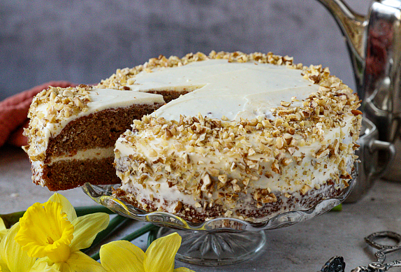 Mrkvový dort se sýrovým krémem