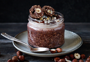 Ovesná kaše přes noc s příchutí Ferrero Rocher