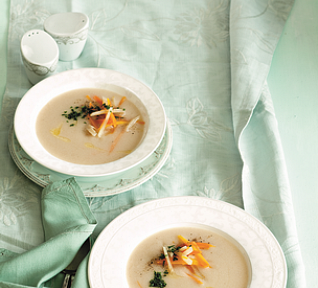 Krupičná polévka se zeleninou