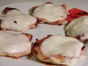 Kuřecí placky s mozzarellou (DUKAN) Kuřecí placky s mozzarellou (DUKAN)