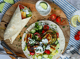Tortilla wrap s lilkem a halloumi