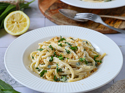 Krémové těstoviny s medvědím česnekem