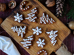 Bílková poleva na perníčky