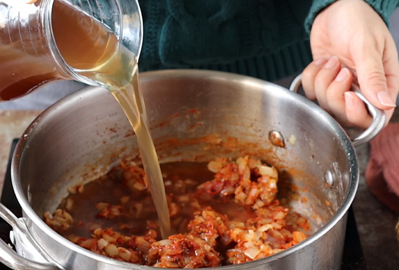 Klasická gulášová polévka