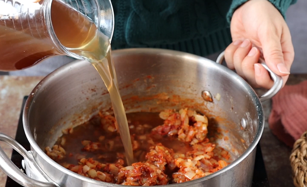 Klasická gulášová polévka