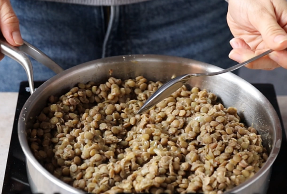 Novoroční čočka na kyselo